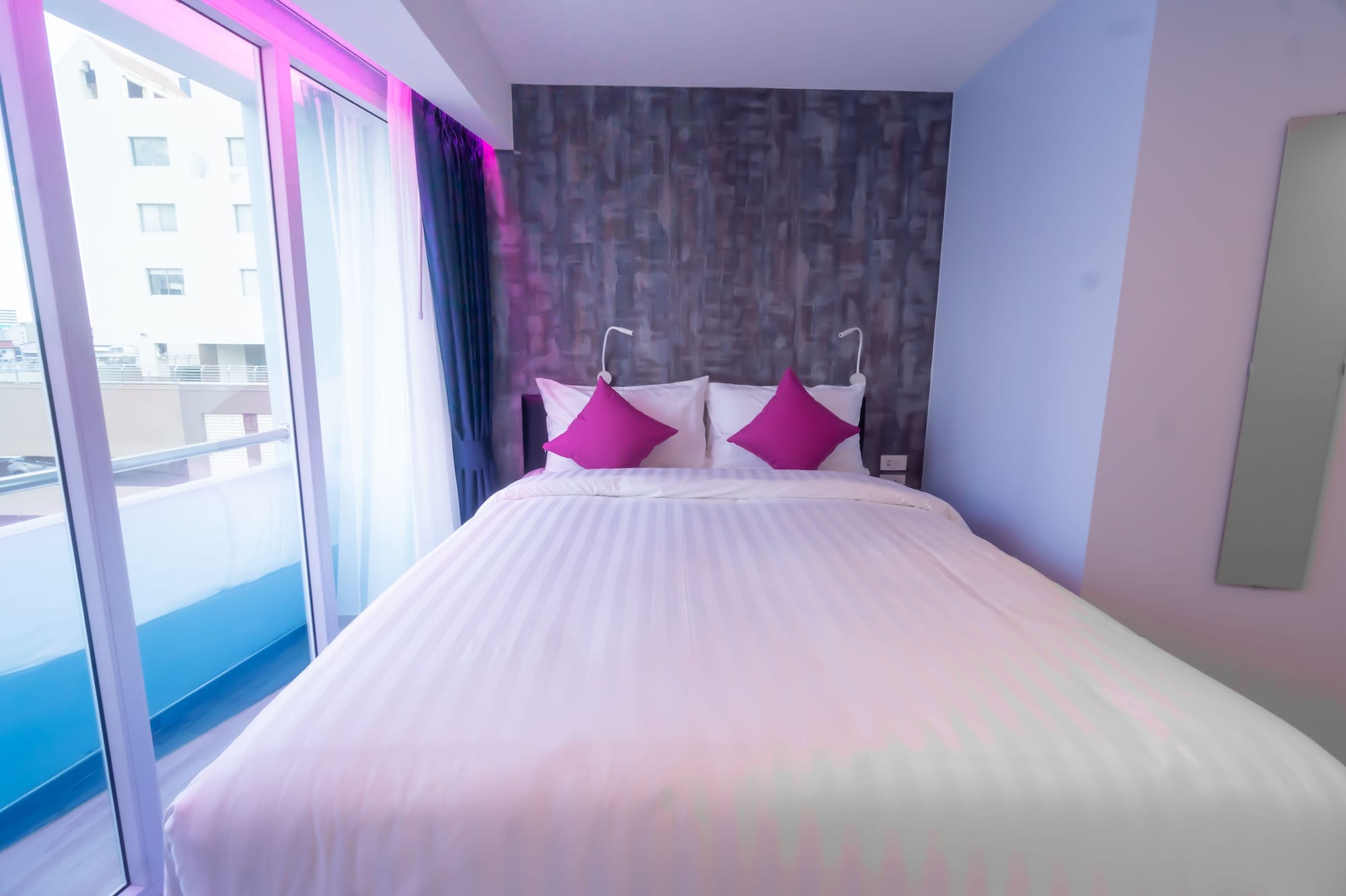 SUPERIOR, DOUBLE BED