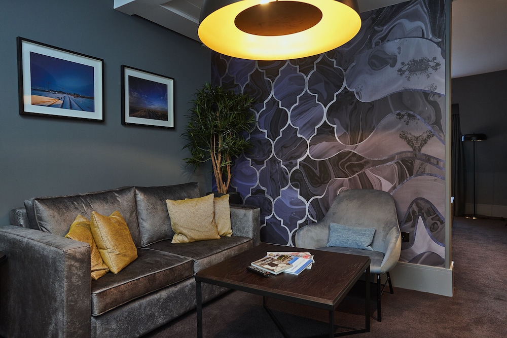 Malmaison Reading 55/81