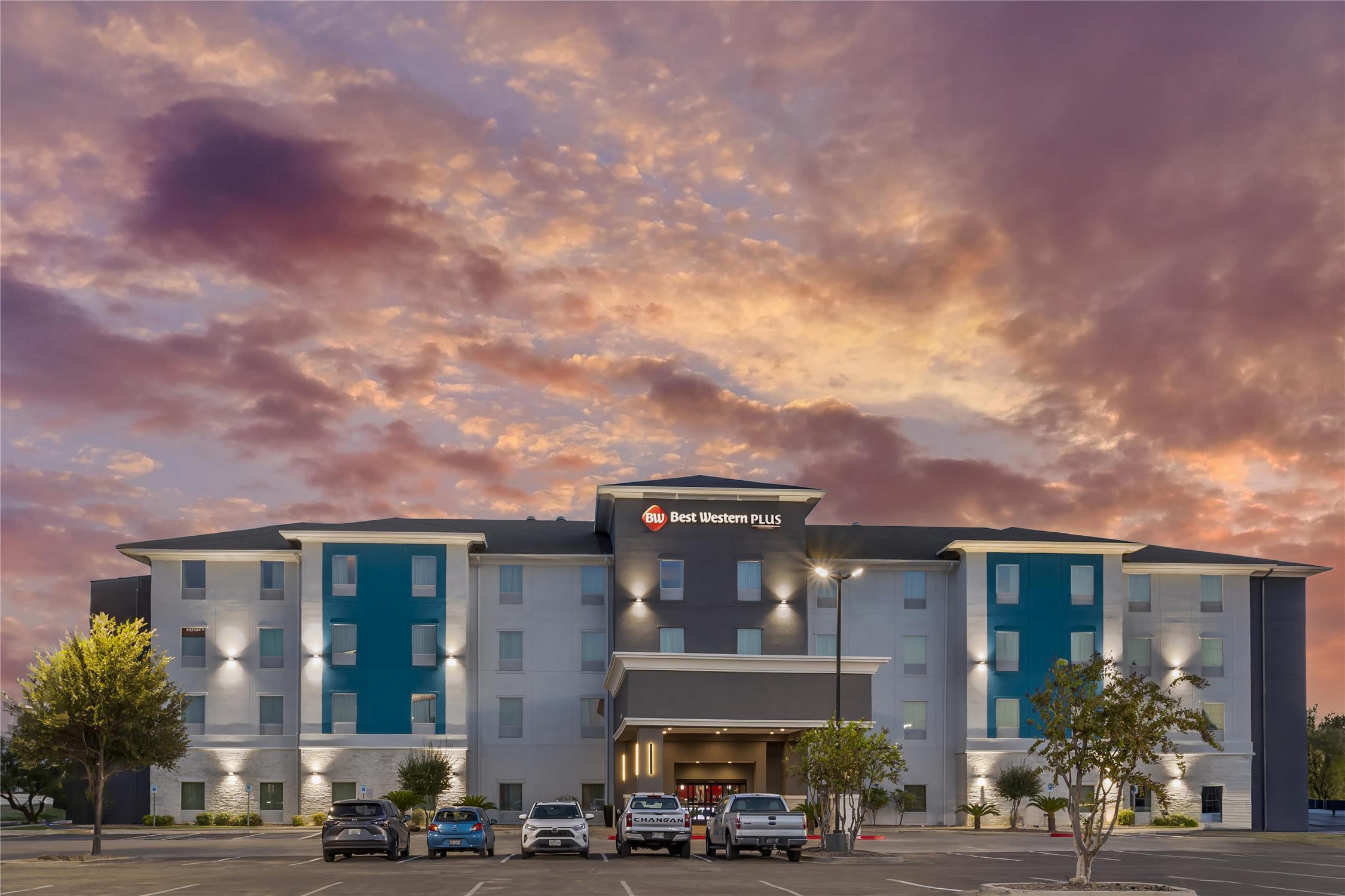 Best Western Plus Laredo Inn and Suites 2/37