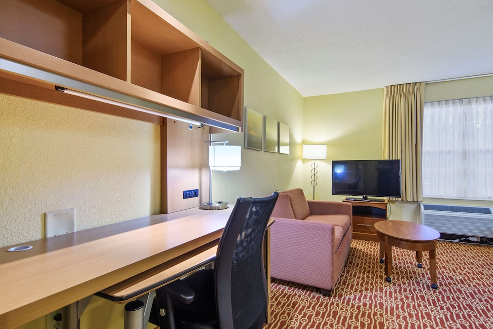 Extended Stay America Suites Chicago Elgin West Dundee 2/58