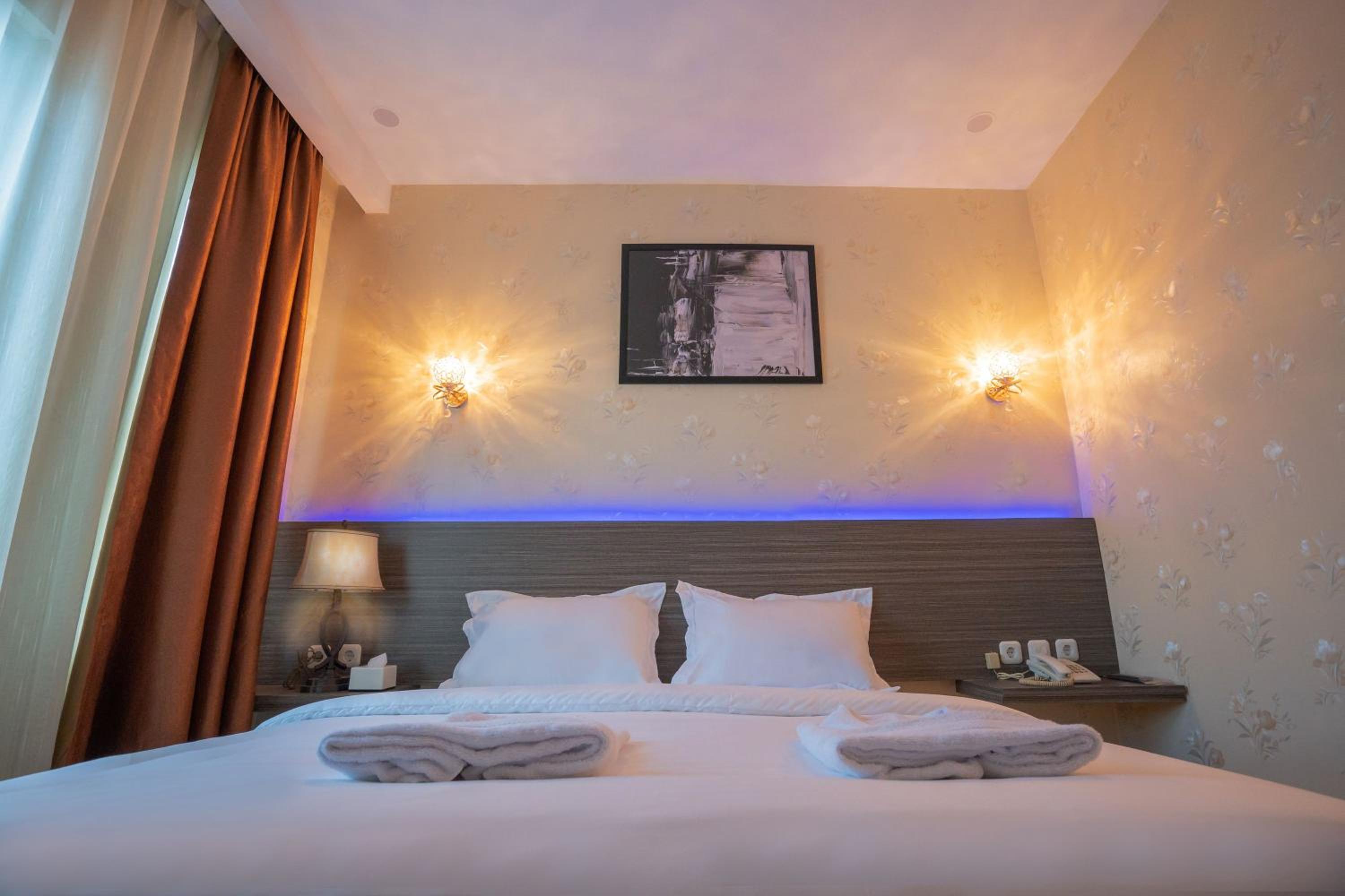 De'Tonga Hotel 25/58