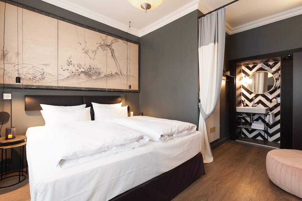 جناح جونيور بسرير مزدوج، Hotel Wurzburger Hof 2/5