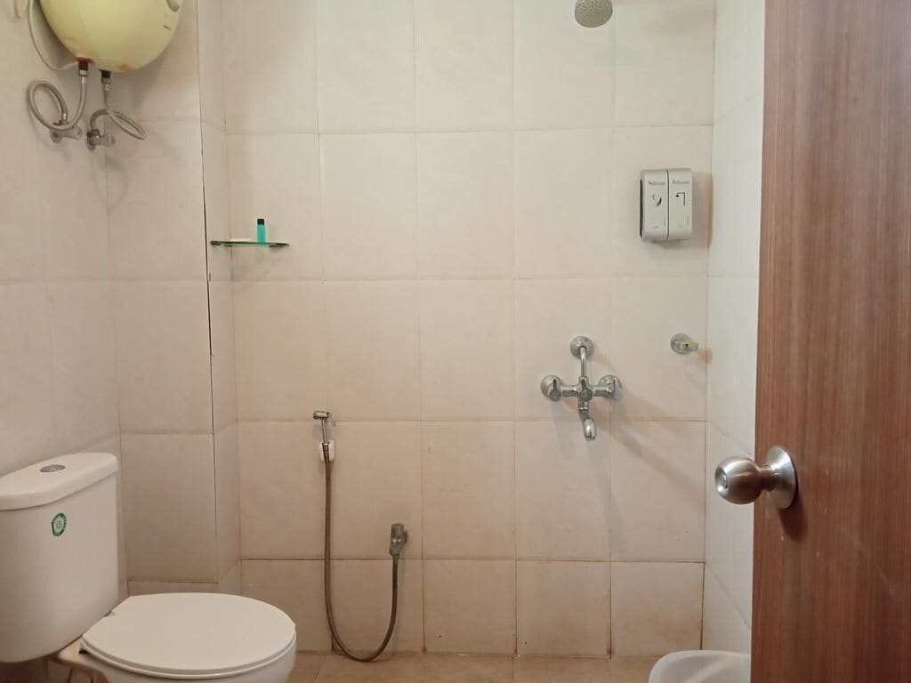 Super, Deluxe, King Bed، Hotel Shree Hari Grand 4/5