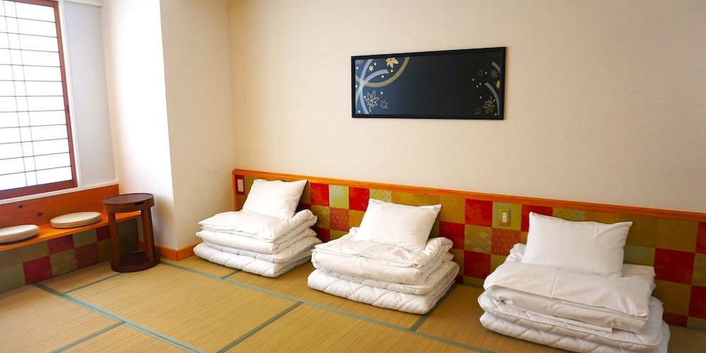 Japanese, Sky, Modern, 5 Futon Beds, Shared Bathroom, Top Floor