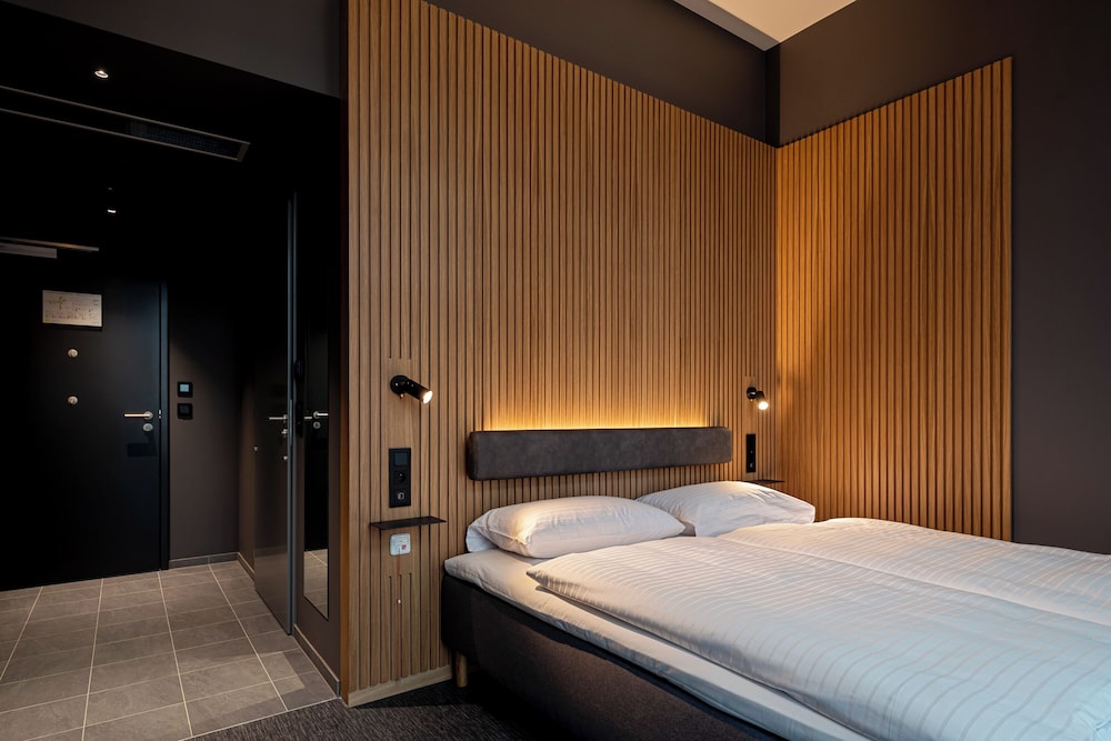 Zleep Hotel Zurich - Kloten 6/25