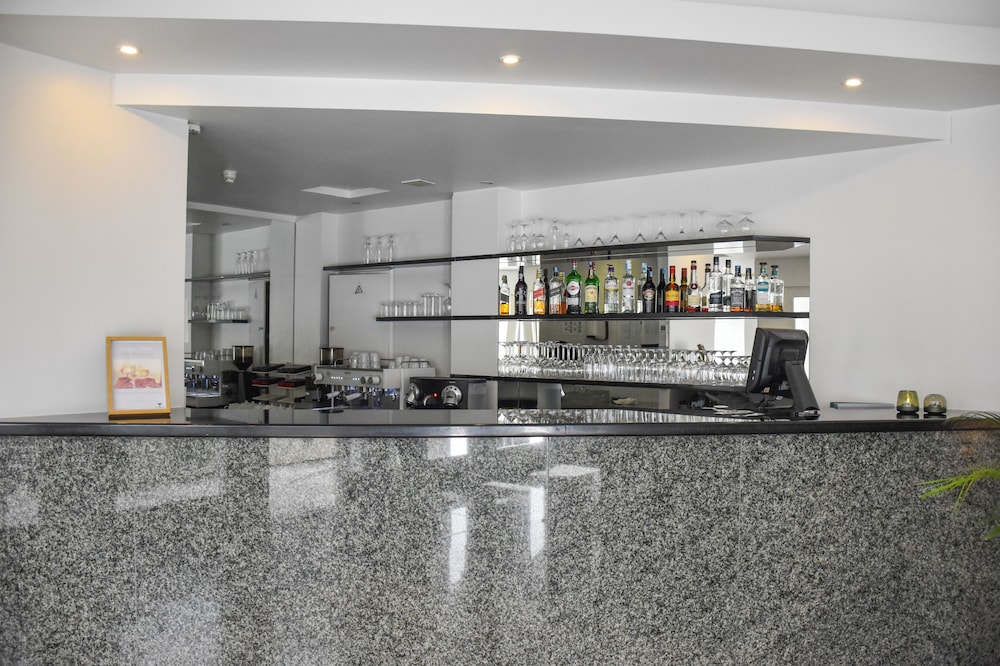 Hotel Toural 12/65
