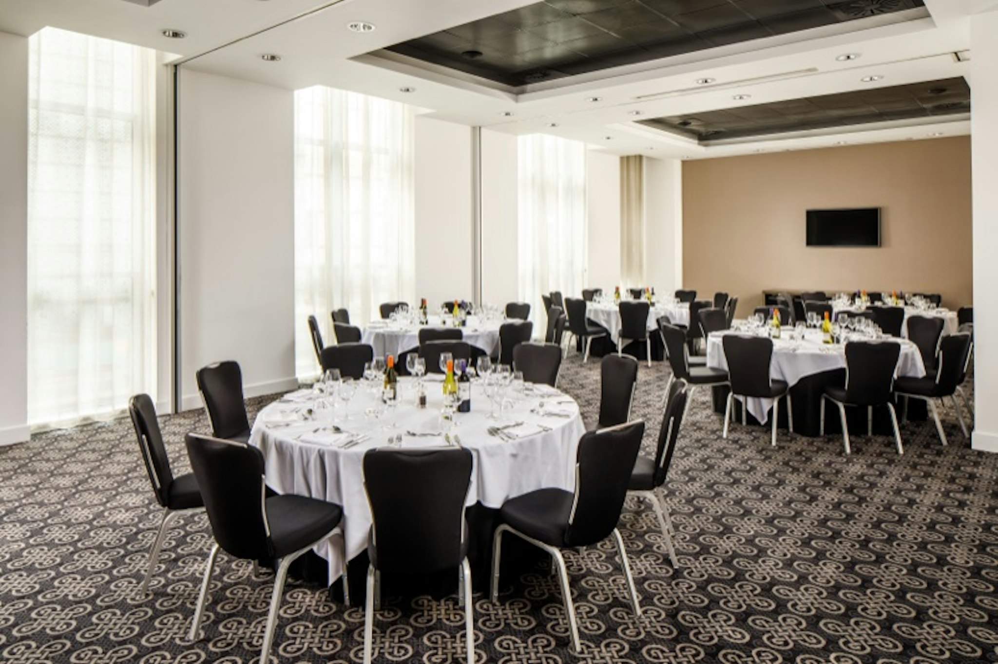 Majestic Hotel Cardiff 25/32