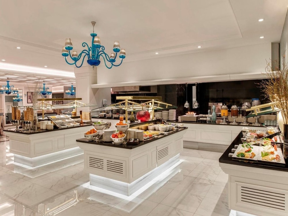 Kaya Istanbul Fair Convention Hotel 44/52