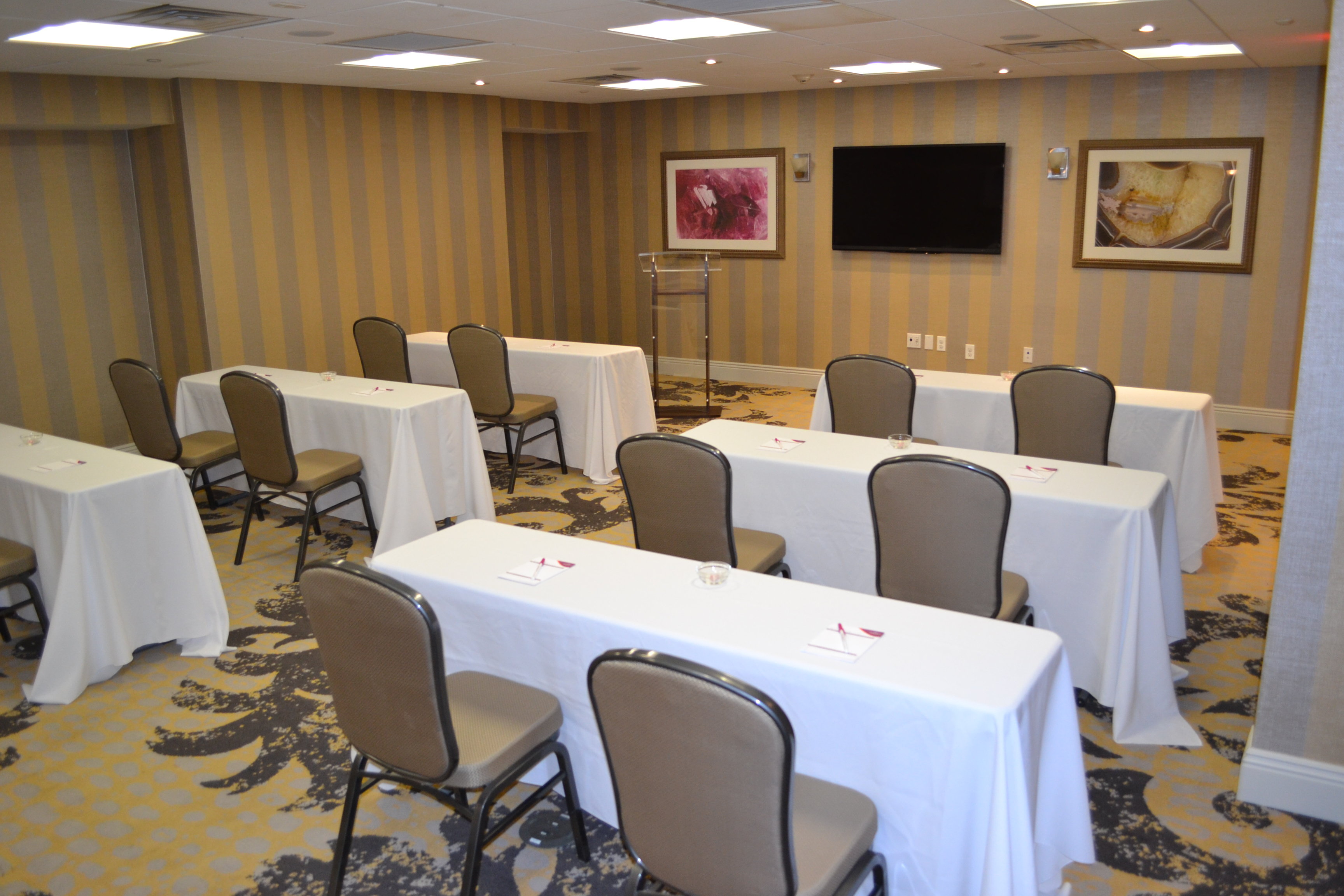 Crowne Plaza Saddle Brook 29/35