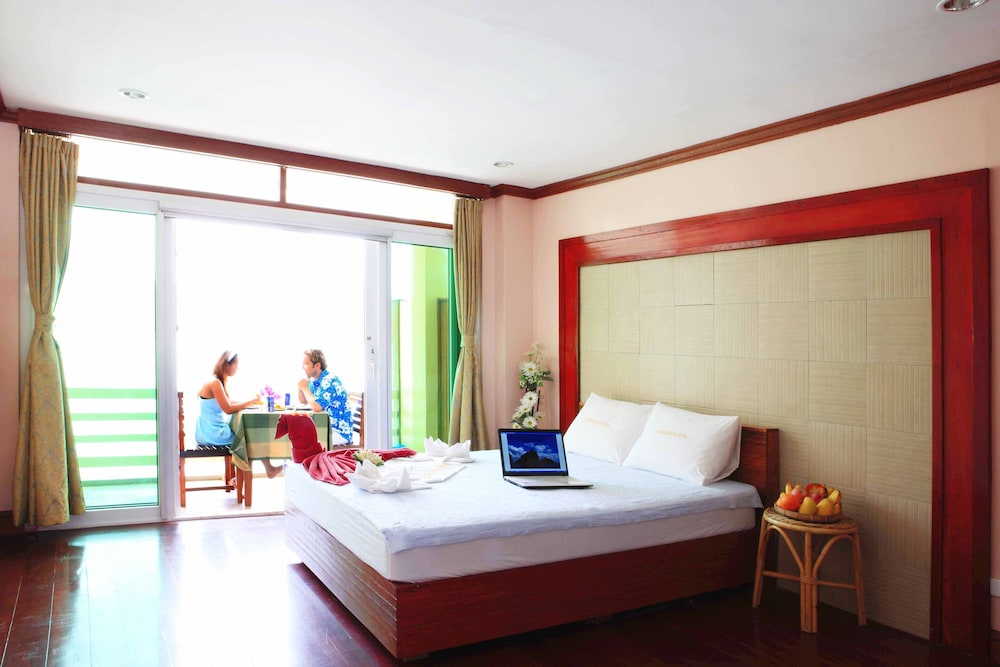 El Nido Beach Hotel 17/50