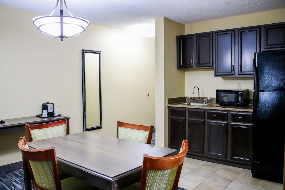 Country Inn Suites By Radisson Richmond West At I 64 Va 32/39