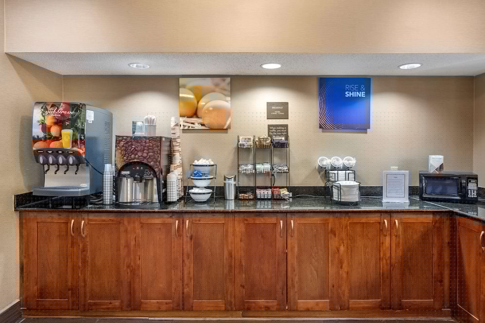 Comfort Inn Brownsville I-40 27/36
