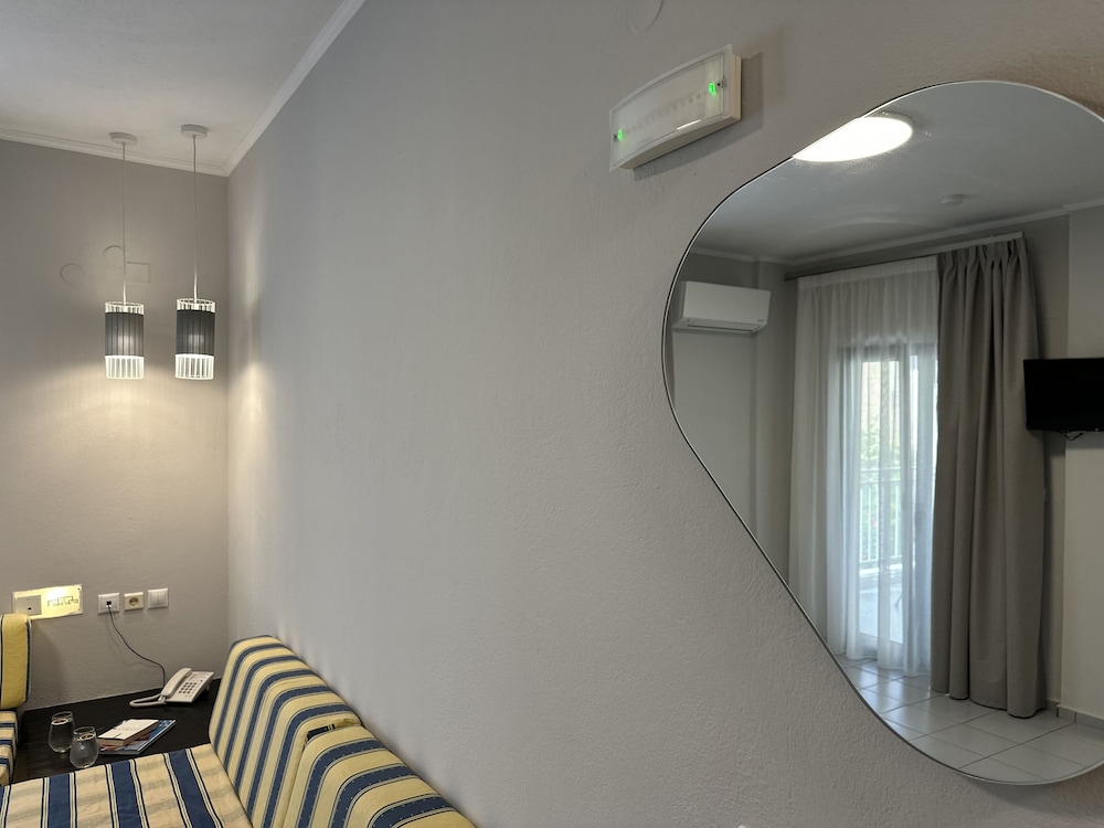 Evdokia Suites 27/58