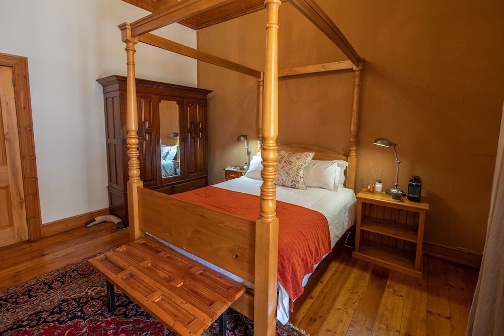 Merindol Manor 14/50