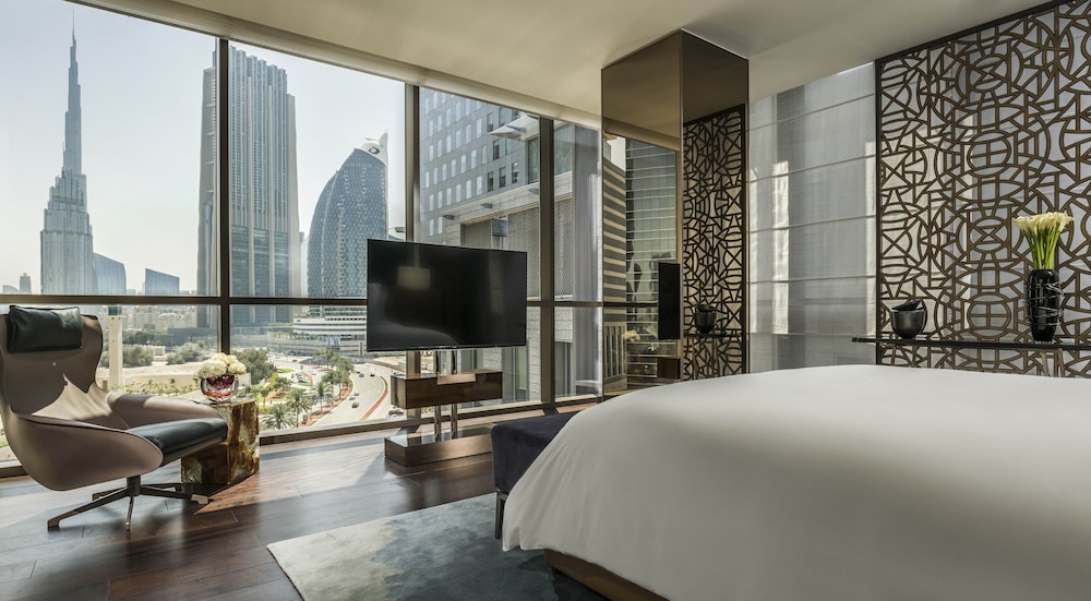 Four Seasons Hotel Dubai International Financial Centre 28/86