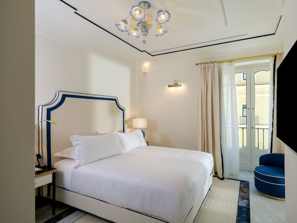 Hotel Du Tasso 8/26
