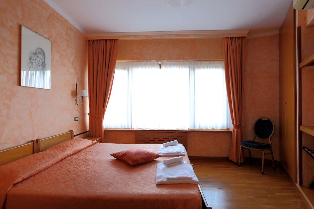 Hotel Internazionale 37/64