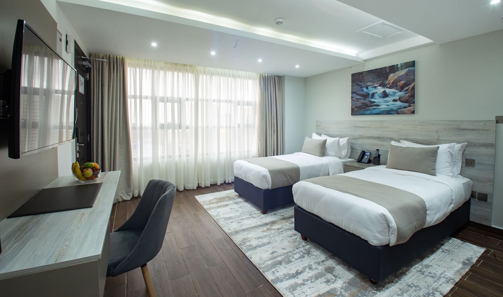 DELUXE, TWIN BEDS
