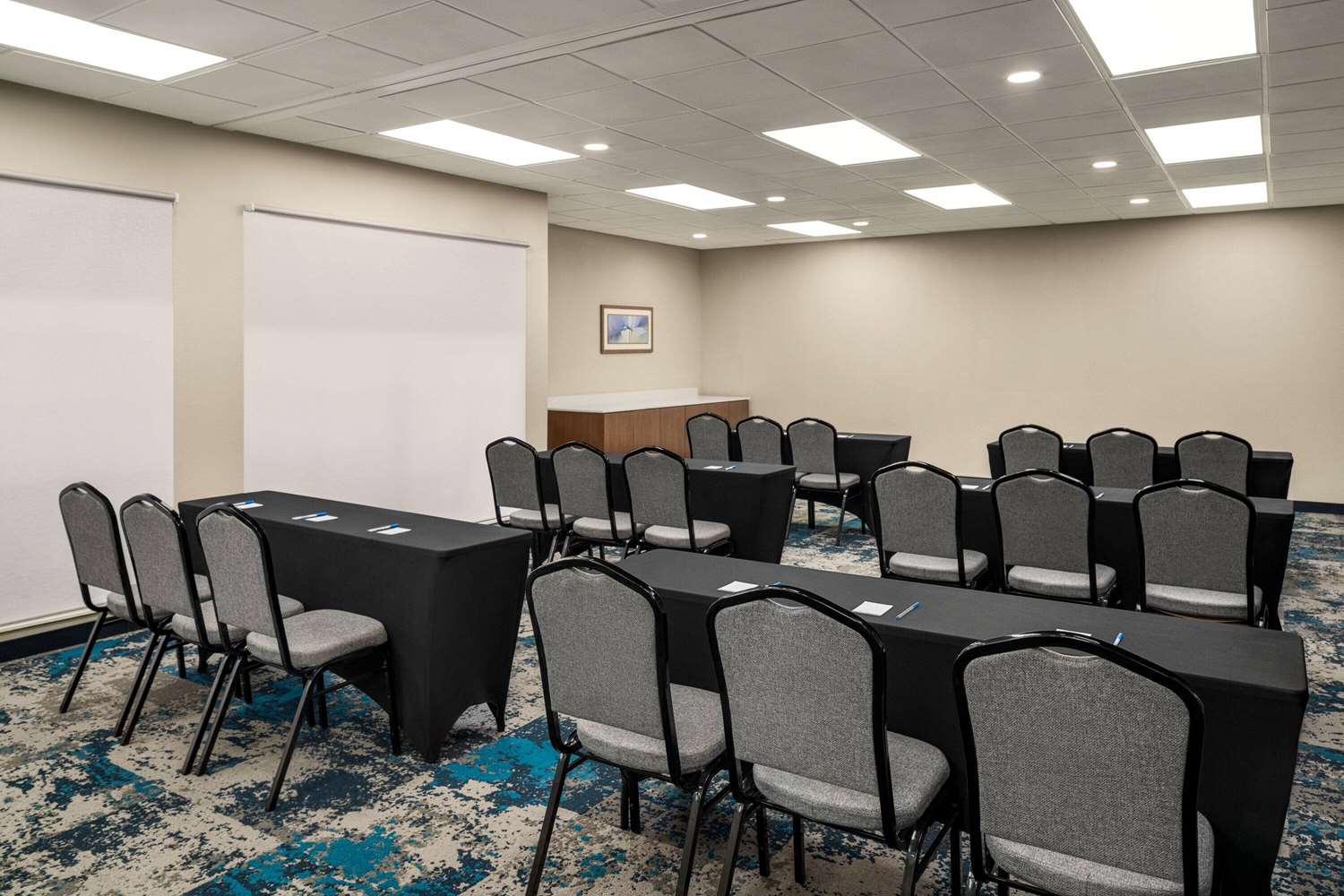 La Quinta Inn Suites Round Rock North 34/41
