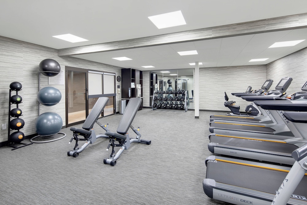 Courtyard by Marriott Southfield 24/54