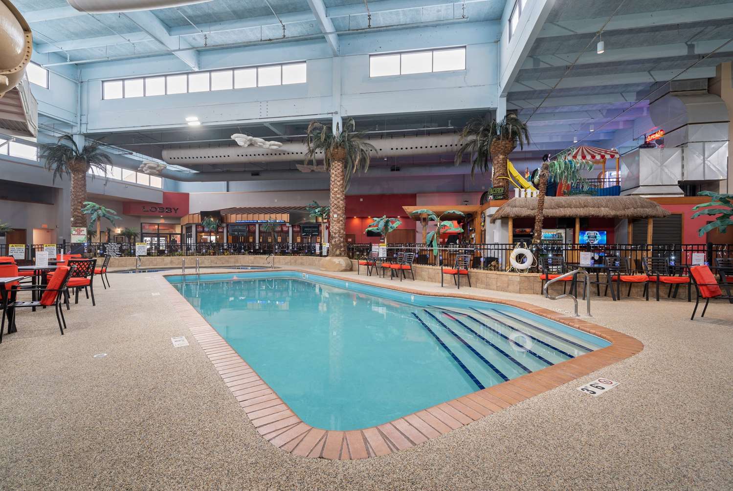 Ramada by Wyndham Sioux Falls Airport-Waterpark & Event Ctr 27/39