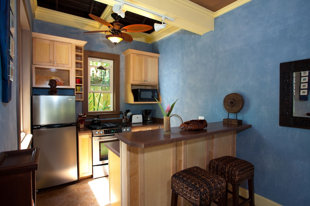Hermosa Cove Villa Resort and Suites 34/39