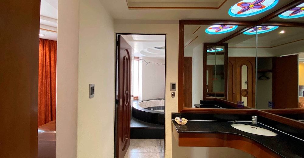 Hotel Escala Siglo XXI 47/50