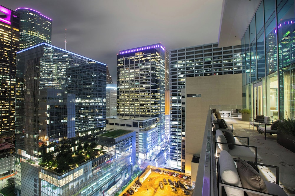 The Laura Hotel, Houston Downtown, Autograph Collection 65/73