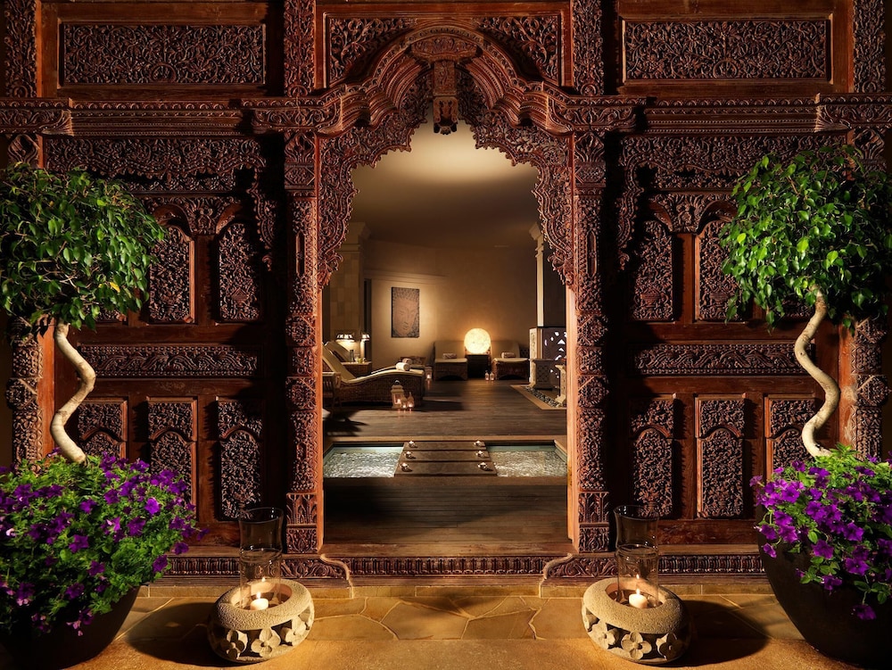 Royal Garden Villas & Spa 15/80