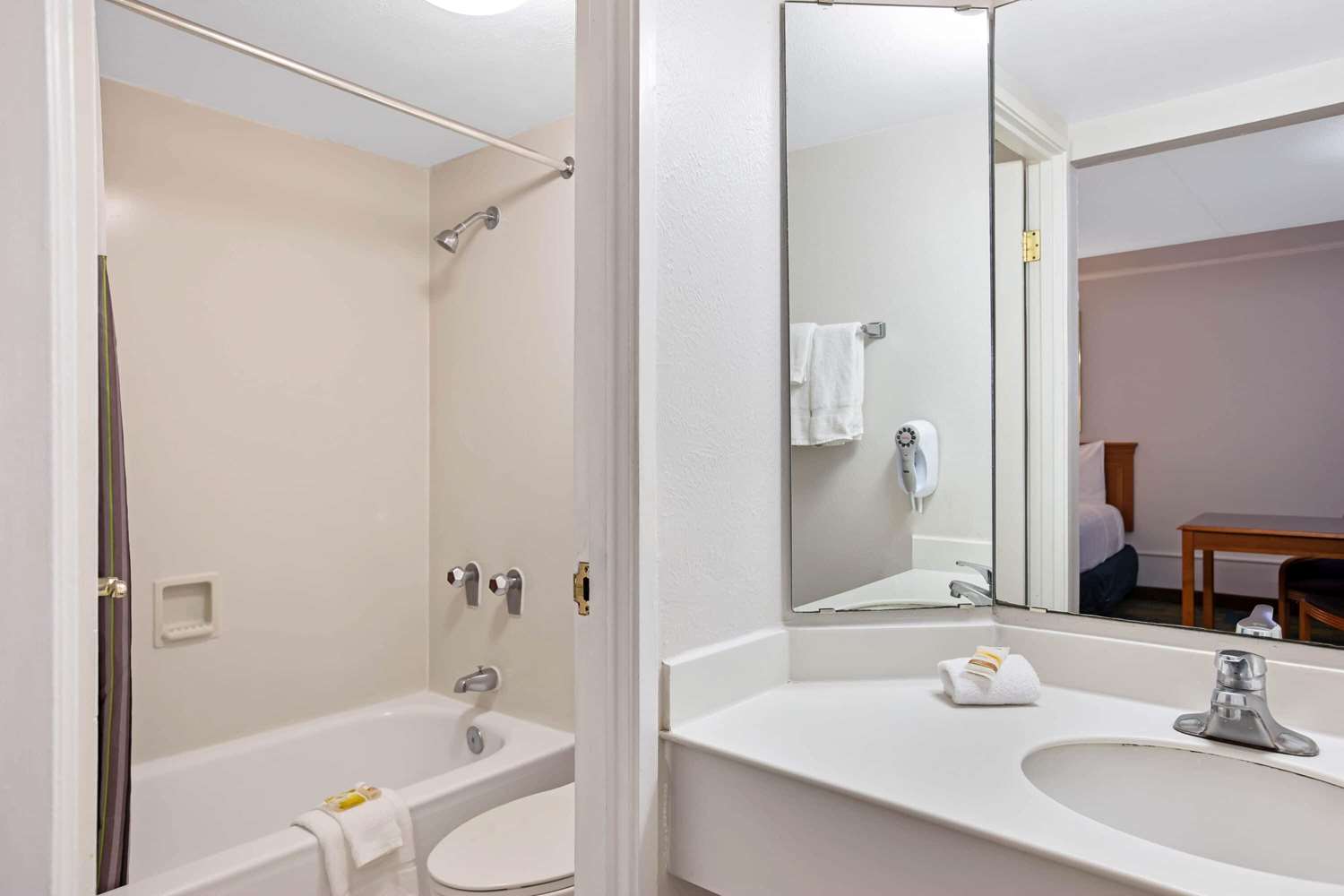 La Quinta Inn El Paso East Lomaland 37/42