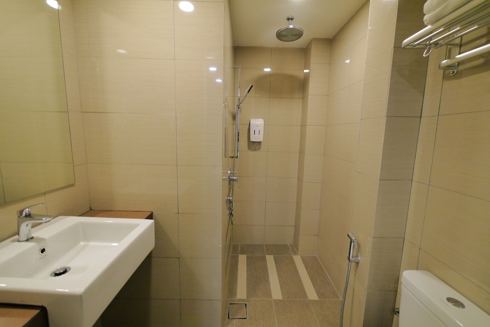 33 Boutique Hotel 18/30