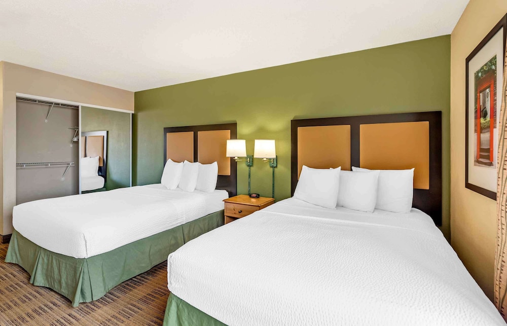 Extended Stay America - Chicago - Naperville - East 15/50