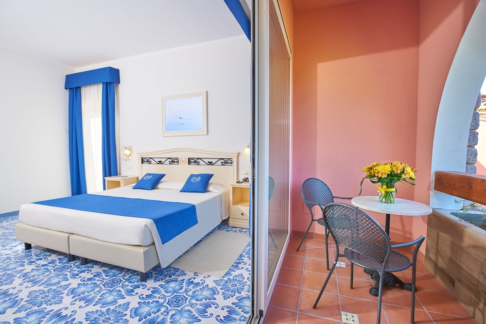 Hotel Del Golfo 28/66