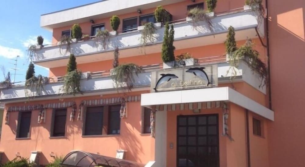 Albergo Ristorante Delfino 1/16