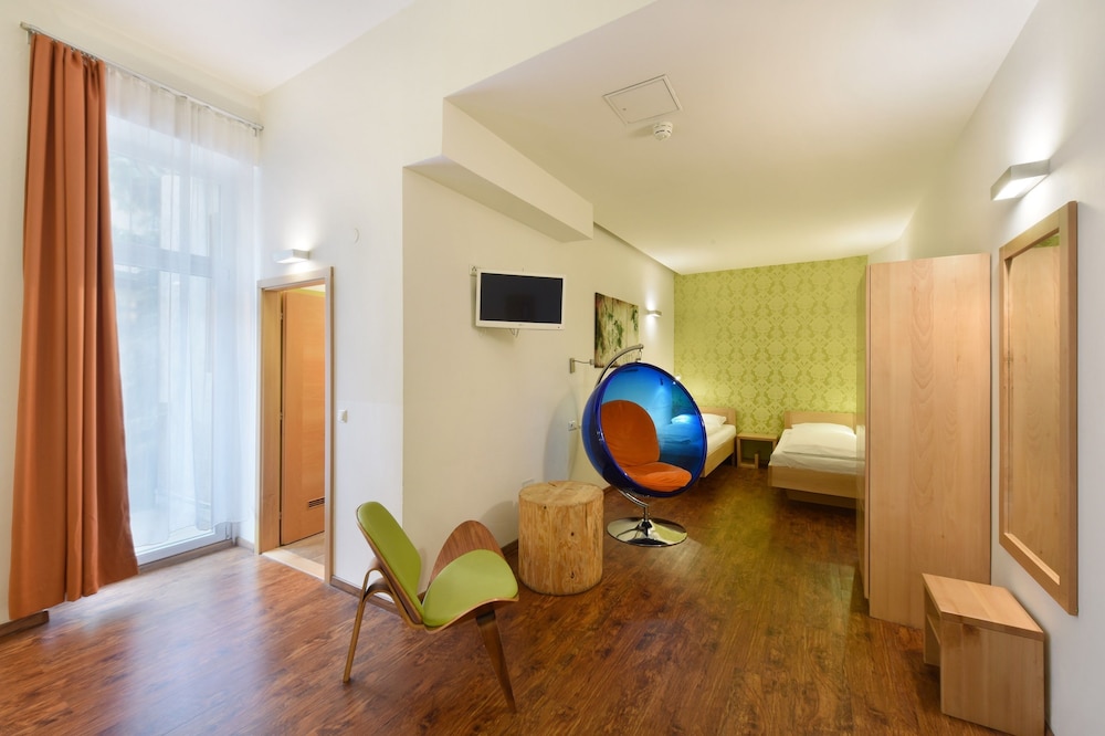 Hotel Mocca 35/47