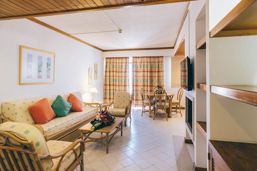 Muthu Oura Praia Hotel Apartments 29/50