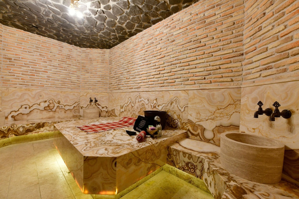 Sacred Mansion 35/58