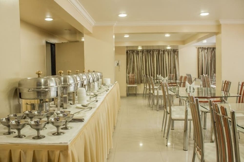 Hotel Orchard Pune 35/49