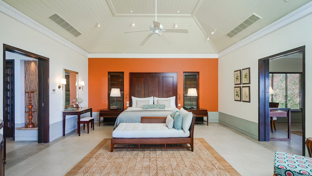 GRAND, VILLA