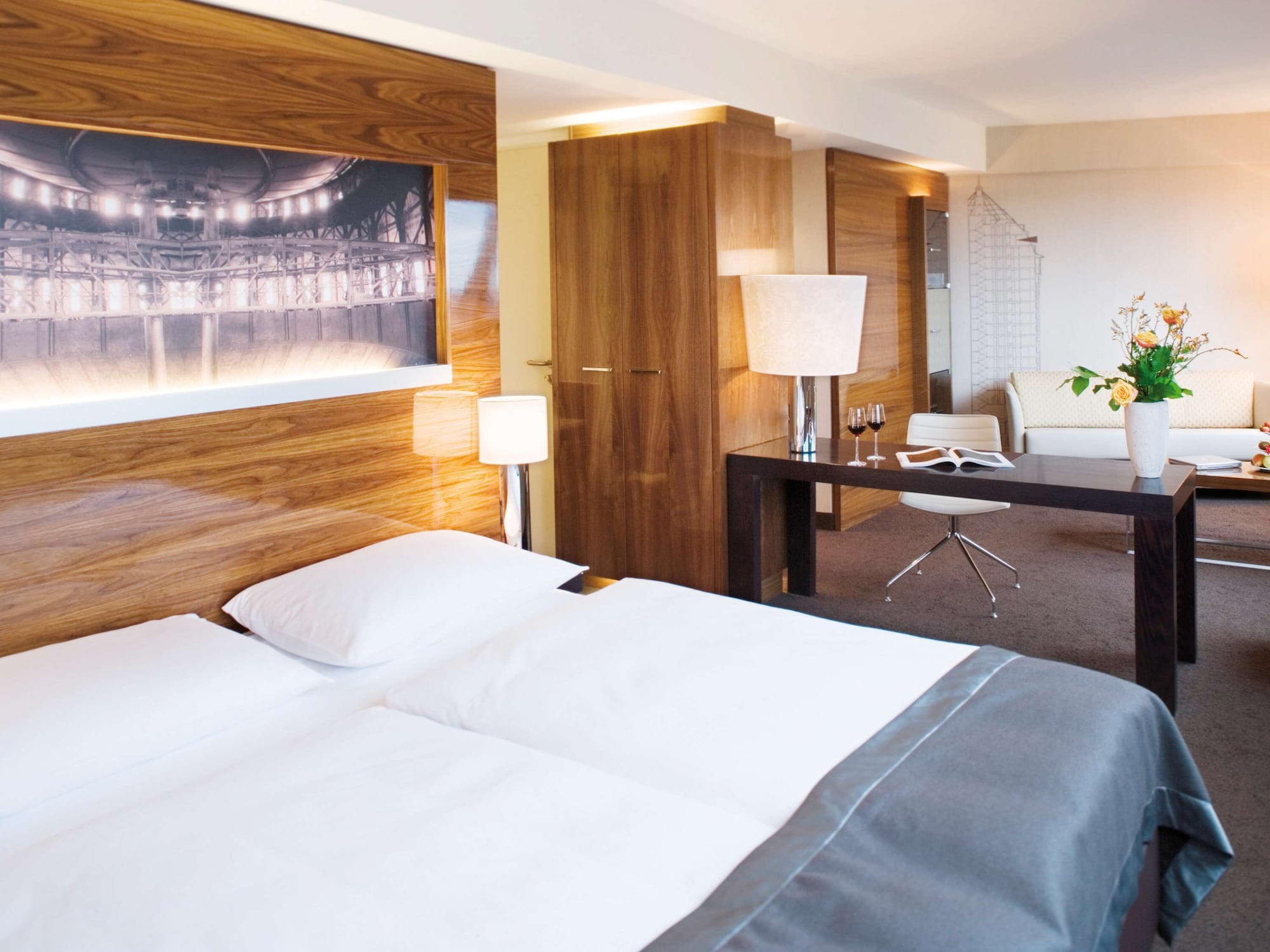 SUPERIOR, TWIN BEDS