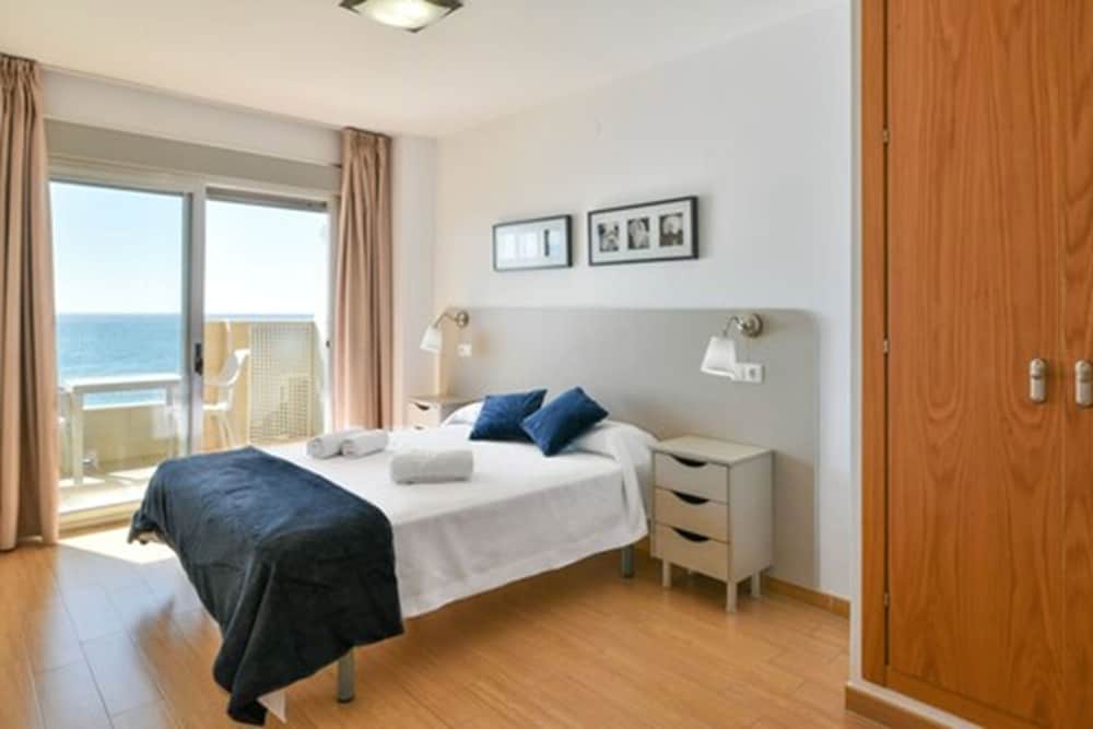 2 Bedrooms, Apartment, Twin Beds, Sea View, Sofa, Terrace, Vegasol Playa Apartamentos 2/3