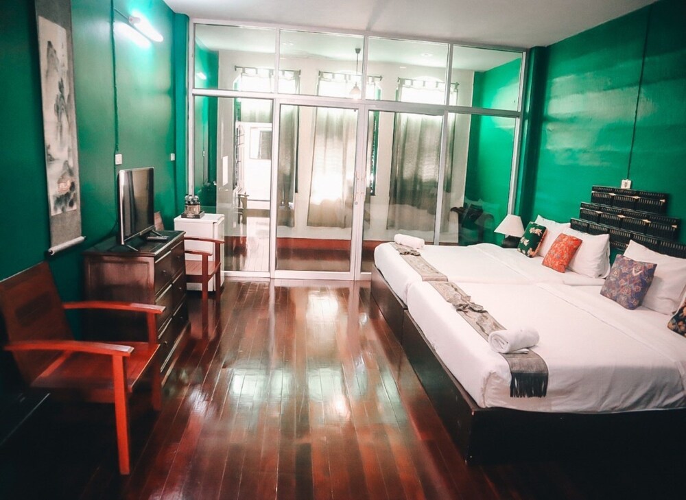 Thaweesuk Old Town Boutique Homestay 33/71