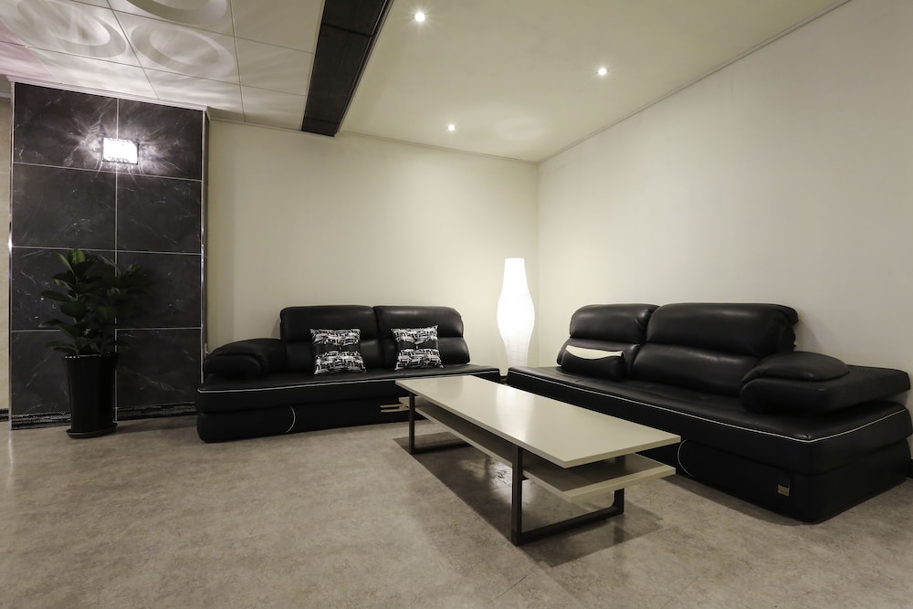 Yeongdeungpo Vip Hotel 37/51