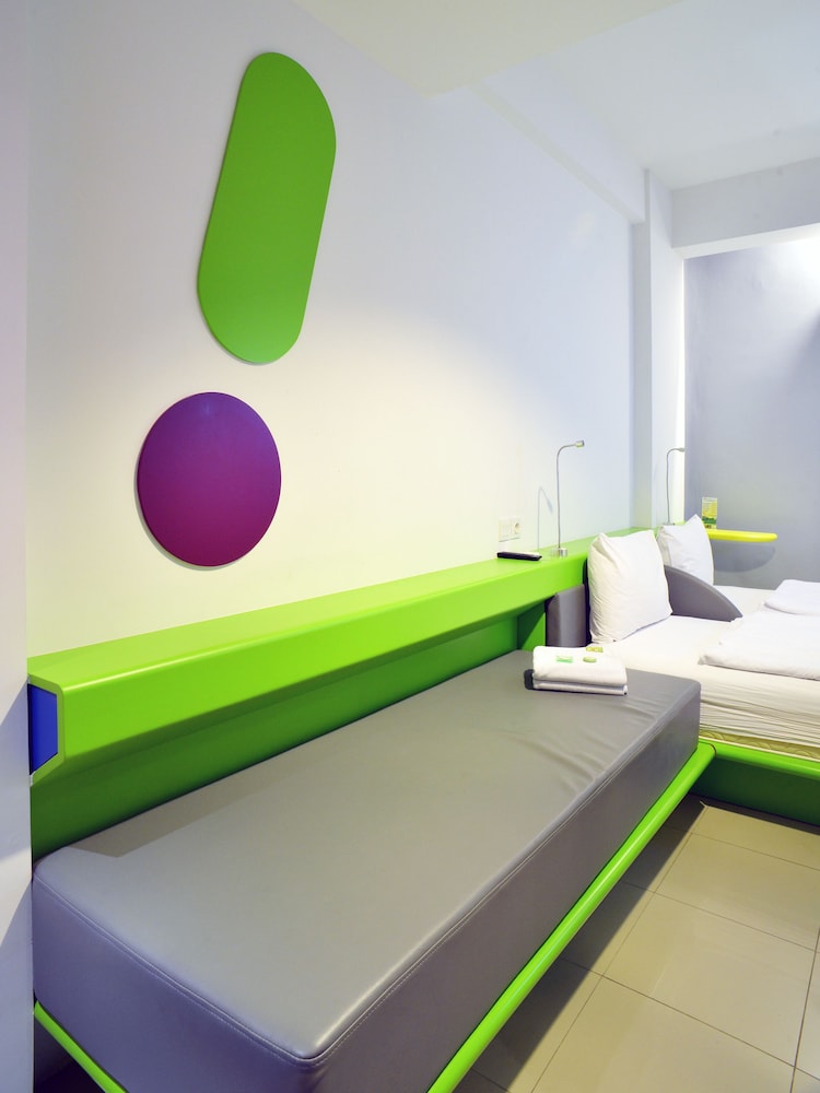 POP! HOTEL TEBET JAKARTA 10/29