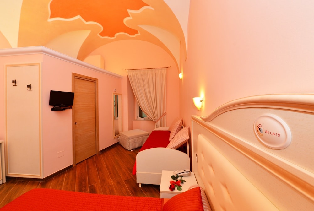 Relais Parallelo 41 15/38