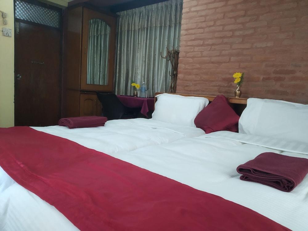 1 Bedroom, Standard, Single, Courtyard View, Courtyard Area