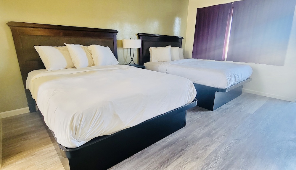 Baymont by Wyndham Fort Bragg 33/46