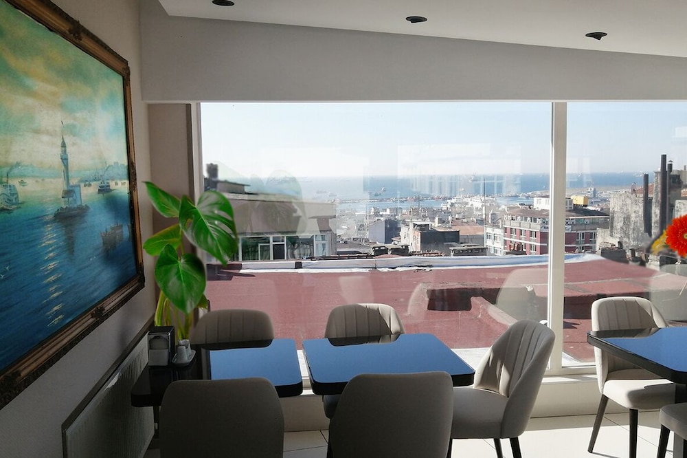 Sembol Hotel 38/46