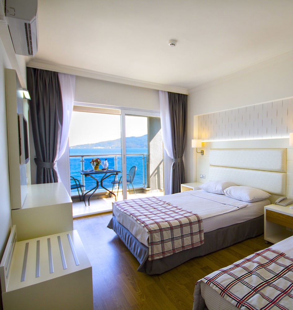 Yunus Hotel 11/71