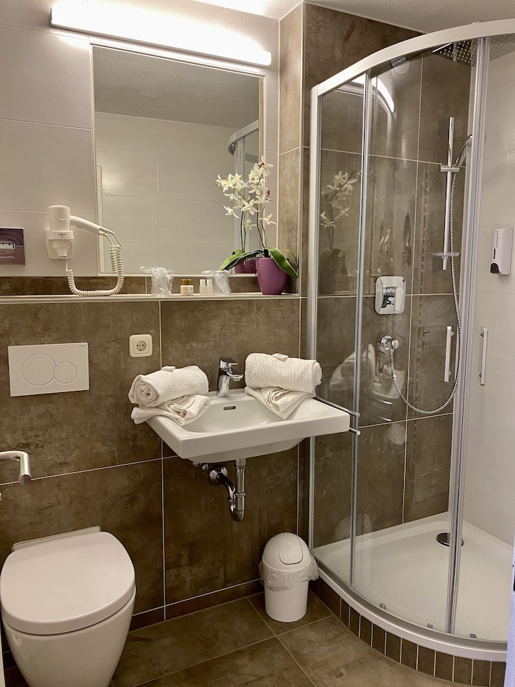 Hotel Nesselwanger Hof 16/58